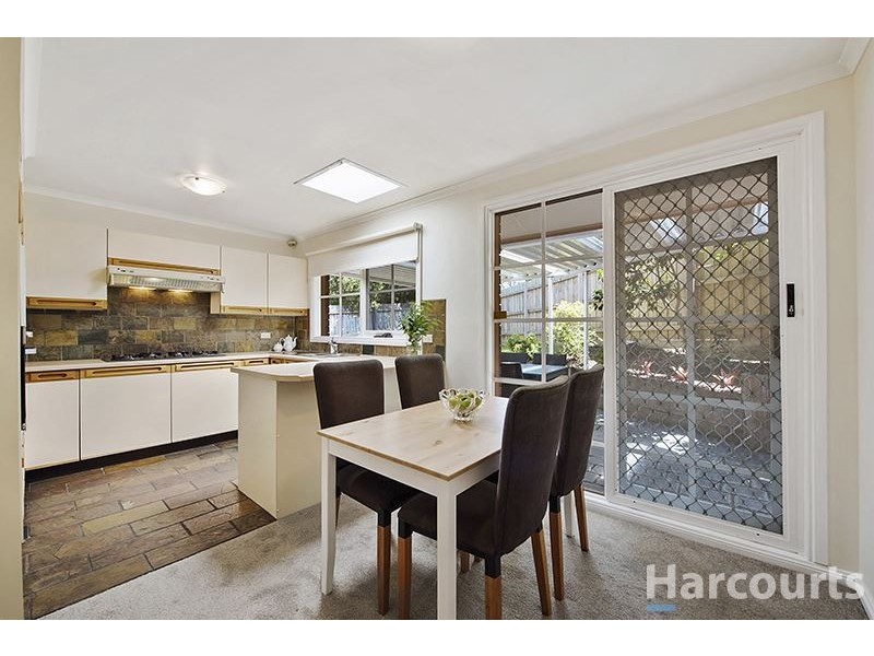 4/321 Blackburn Road, Mount Waverley VIC 3149