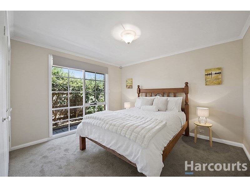 4/321 Blackburn Road, Mount Waverley VIC 3149