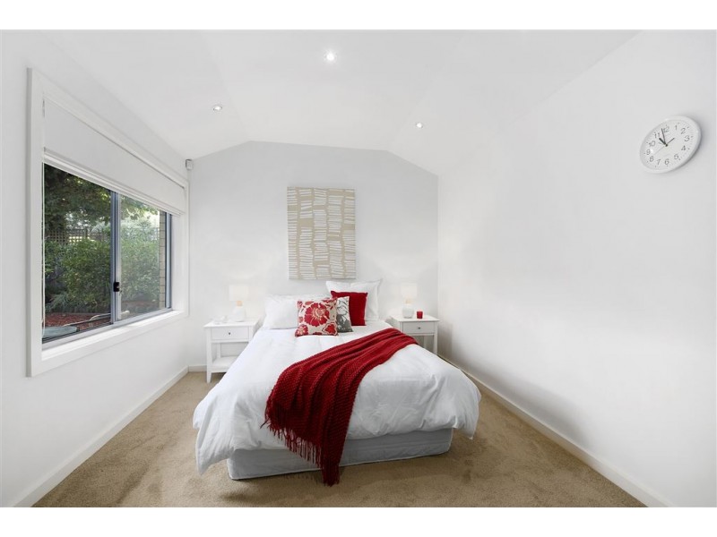 41 Crow Street, Burwood East VIC 3151