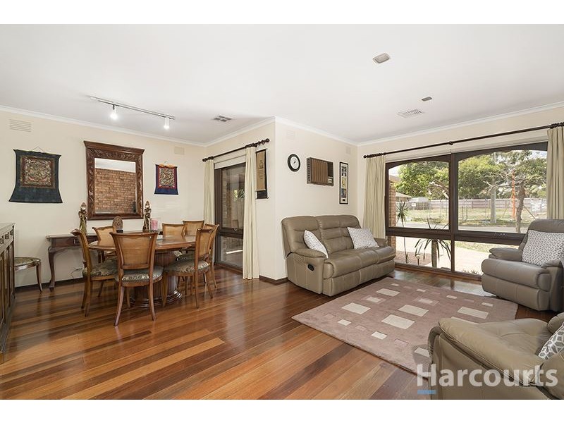 77 Windella Crescent, Glen Waverley VIC 3150