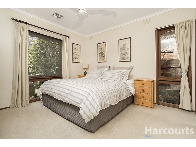 77 Windella Crescent, Glen Waverley VIC 3150