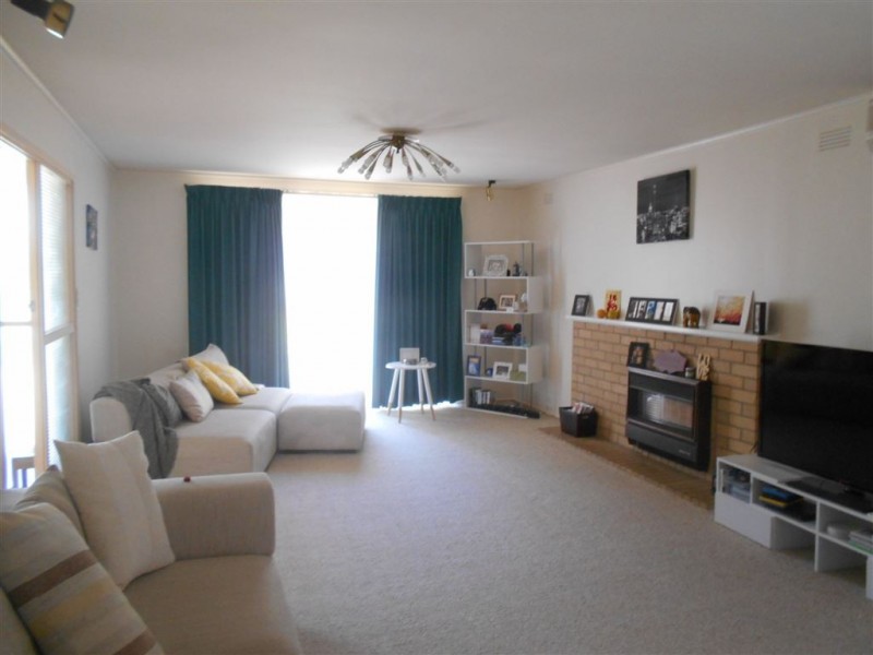 43 Samada Street, Notting Hill VIC 3168