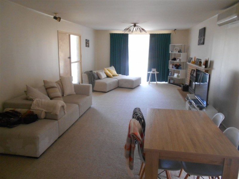 43 Samada Street, Notting Hill VIC 3168