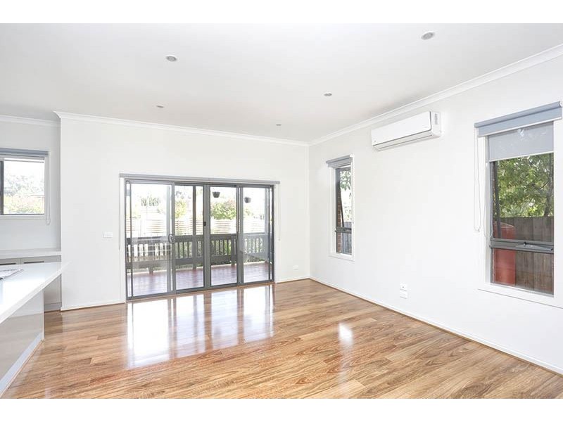 2/24 Torroodun Street, Mount Waverley VIC 3149