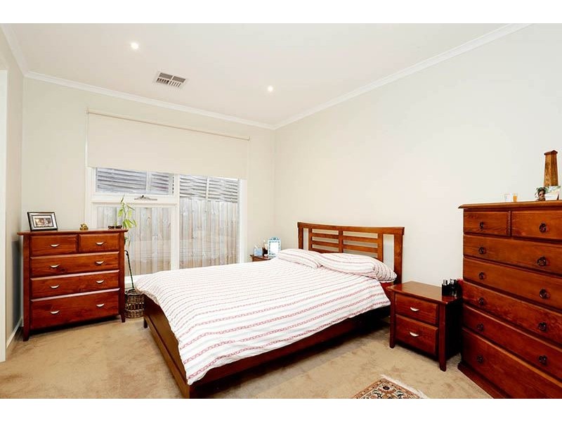 65 Panoramic Grove, Glen Waverley VIC 3150