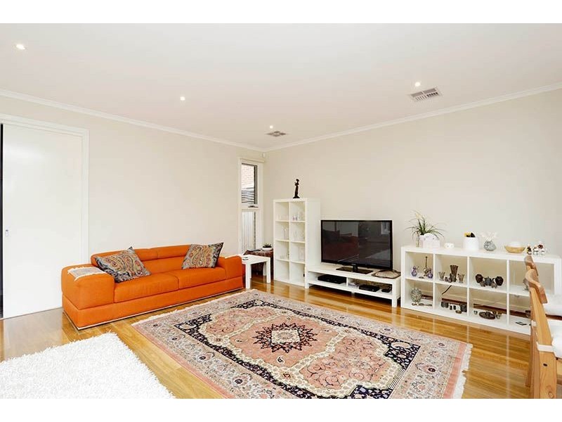 65 Panoramic Grove, Glen Waverley VIC 3150