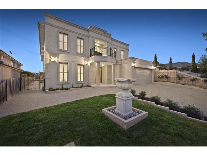 15 Kinnoull Grove, Glen Waverley VIC 3150