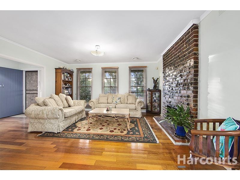 24 Viewpoint Avenue, Glen Waverley VIC 3150