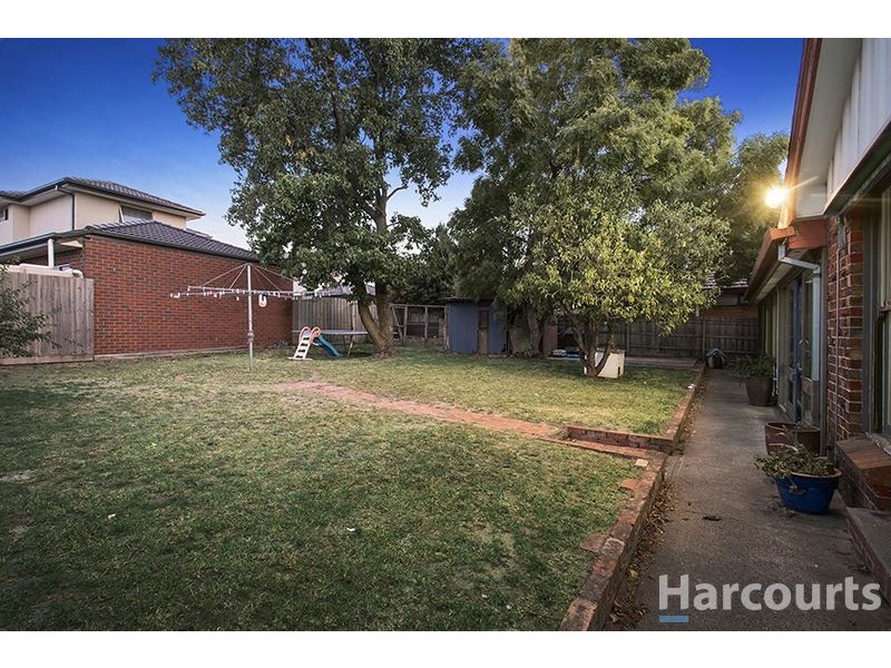 24 Viewpoint Avenue, Glen Waverley VIC 3150