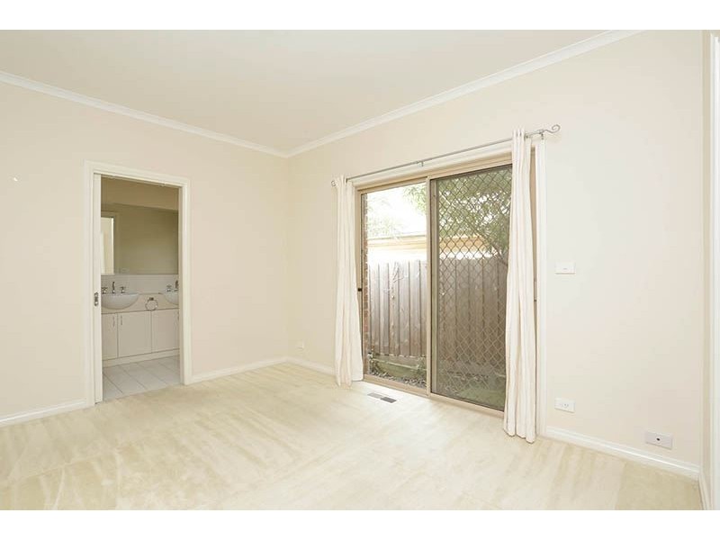 2/25 Bales Street, Mount Waverley VIC 3149
