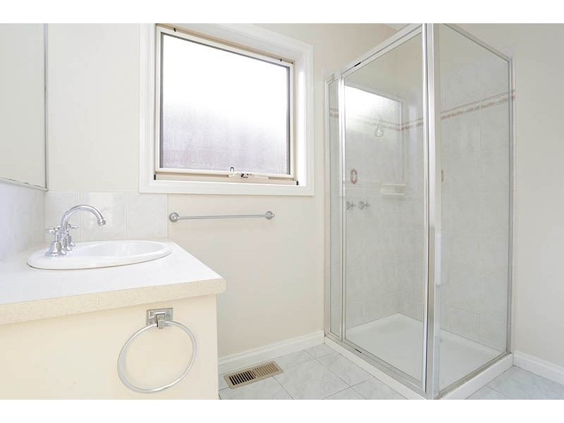 2/25 Bales Street, Mount Waverley VIC 3149