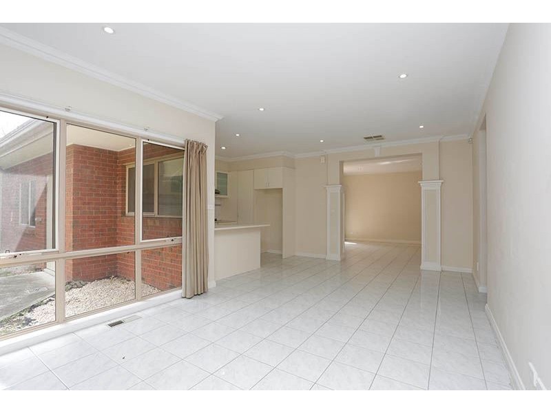2/25 Bales Street, Mount Waverley VIC 3149