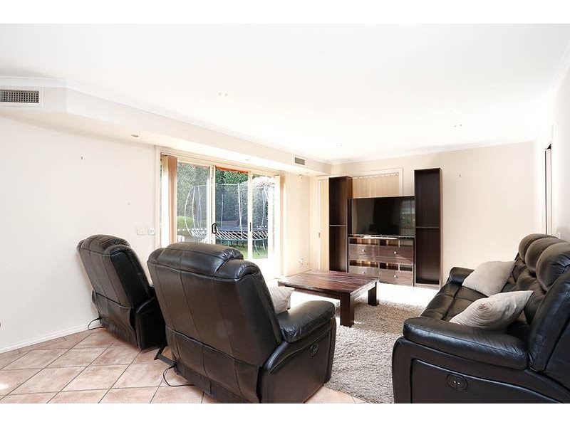 46 Avendon Blvd, Glen Waverley VIC 3150