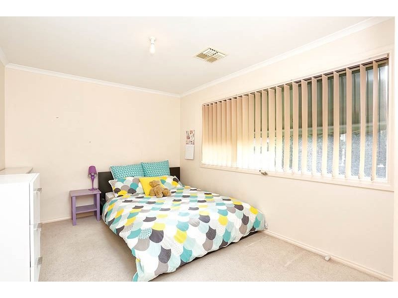 46 Avendon Blvd, Glen Waverley VIC 3150