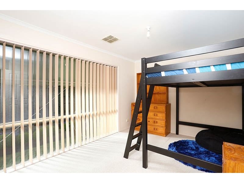 46 Avendon Blvd, Glen Waverley VIC 3150