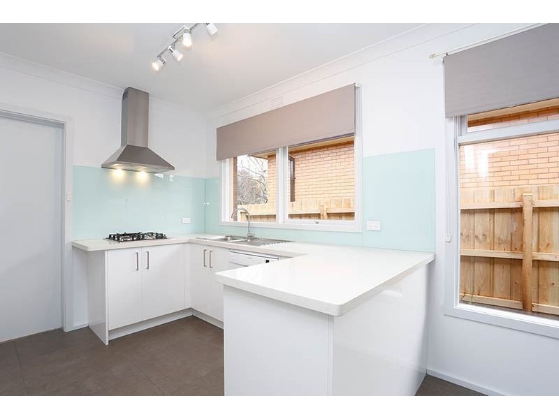 4 Regency Place, Glen Waverley VIC 3150