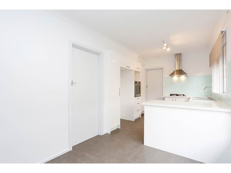4 Regency Place, Glen Waverley VIC 3150