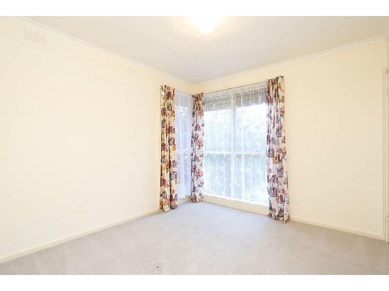 4 Regency Place, Glen Waverley VIC 3150