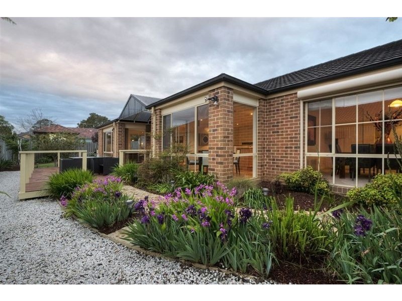 13 Subiaco Court, Glen Waverley VIC 3150