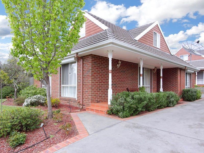 1/8 Landridge Street, Glen Waverley VIC 3150