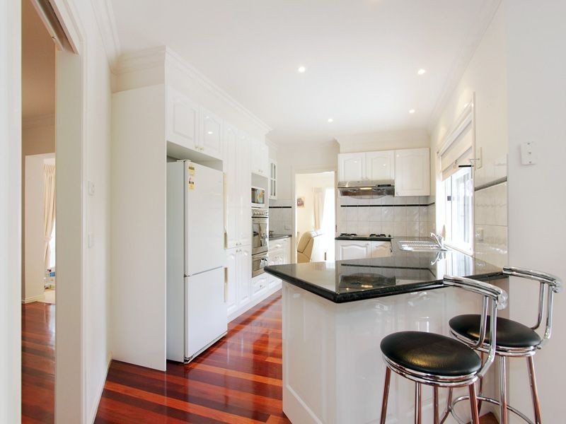 1/8 Landridge Street, Glen Waverley VIC 3150
