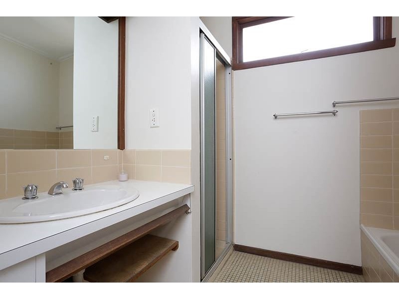 682 Ferntree Gully Road, Wheelers Hill VIC 3150