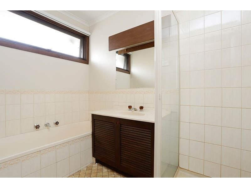 76 Petronella Avenue, Wheelers Hill VIC 3150