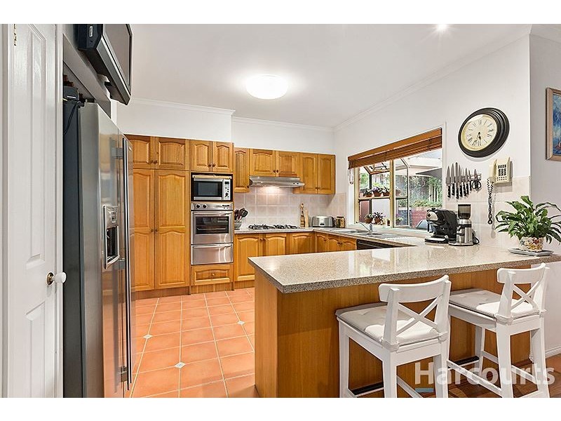 29 Tulloch Grove, Glen Waverley VIC 3150