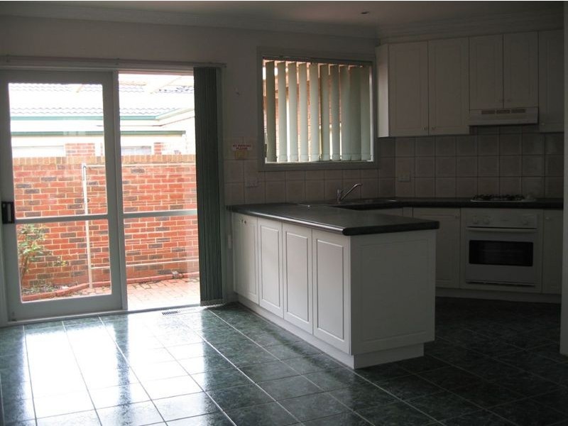 1/7 Park Street, Glen Waverley VIC 3150