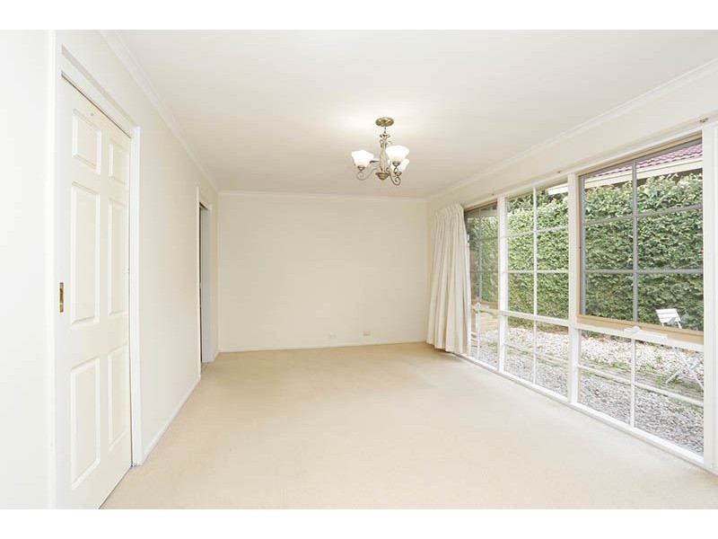 10 Foxley Street, Glen Waverley VIC 3150