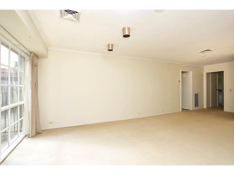 10 Foxley Street, Glen Waverley VIC 3150