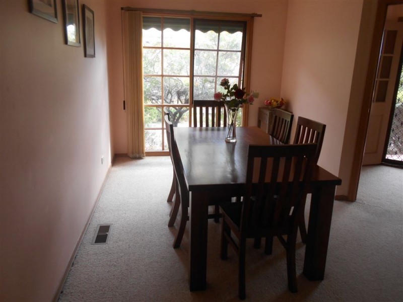 1/25 Bluehills Avenue, Mount Waverley VIC 3149