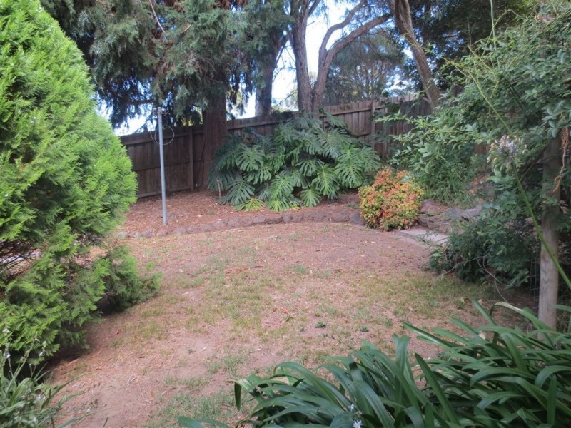 2 Rivoli Court, Mount Waverley VIC 3149