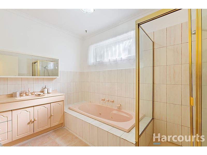 2 Huon Court, Vermont South VIC 3133