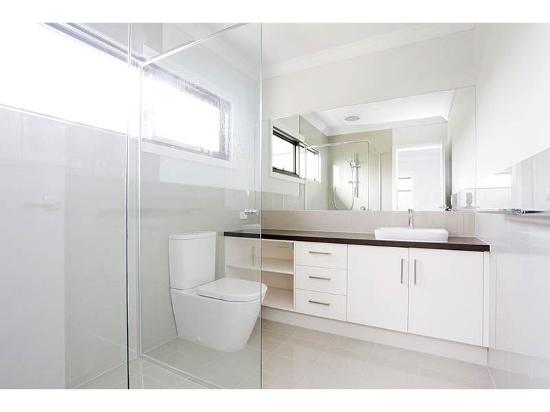 1/2 Kallay Street, Mount Waverley VIC 3149