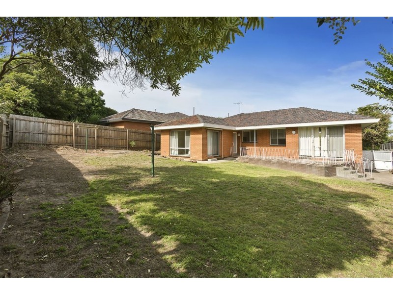 33 Fairview Road, Mount Waverley VIC 3149