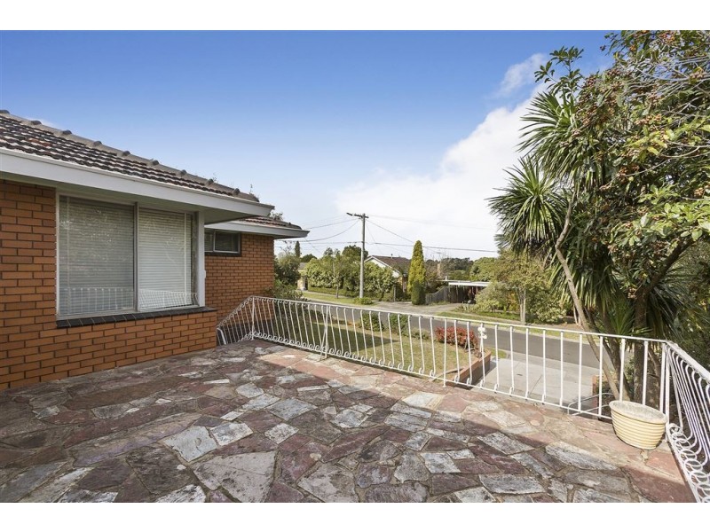 33 Fairview Road, Mount Waverley VIC 3149