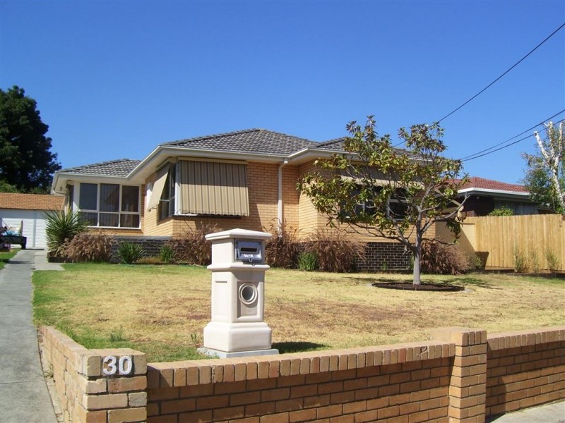30 Therese Avenue, Mount Waverley VIC 3149