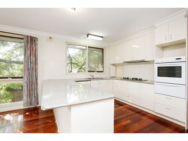9 Greenbriar Avenue, Wheelers Hill VIC 3150