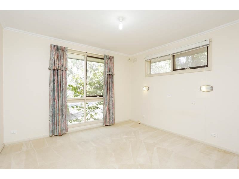 9 Greenbriar Avenue, Wheelers Hill VIC 3150