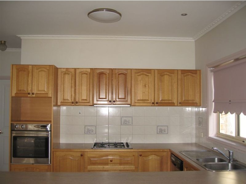 1/31 Ingleside Crescent, Glen Waverley VIC 3150