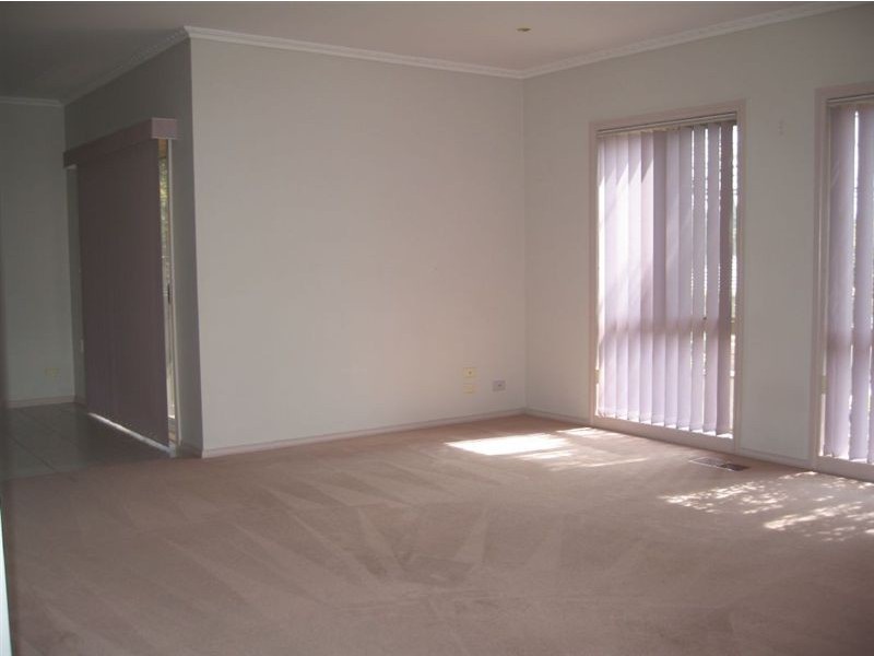 1/31 Ingleside Crescent, Glen Waverley VIC 3150