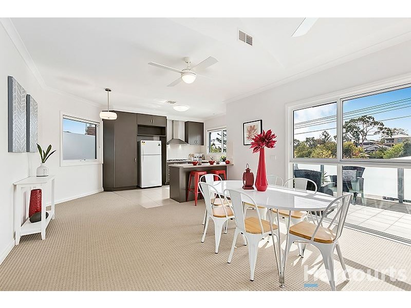 2A Thomas Street, Camberwell VIC 3124