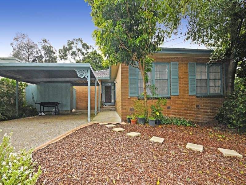 13 Thompson Street, Glen Waverley VIC 3150