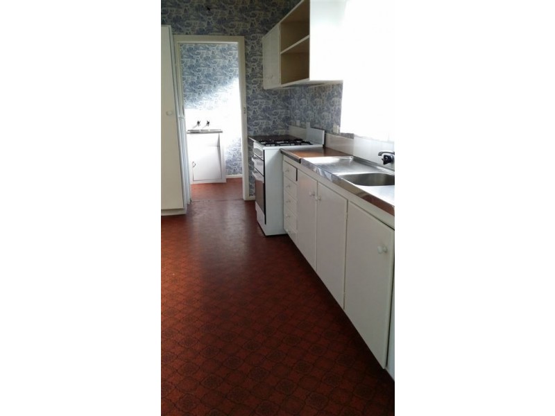 13 Thompson Street, Glen Waverley VIC 3150