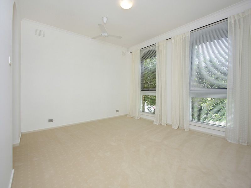 27 Hartland Road, Vermont South VIC 3133