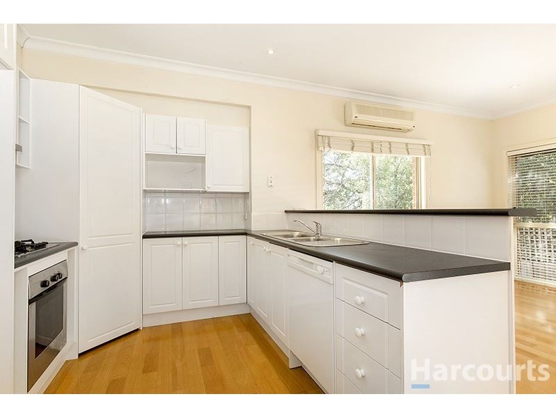 2/3 Cratloe Road, Mount Waverley VIC 3149
