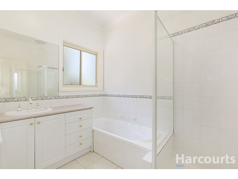 2/3 Cratloe Road, Mount Waverley VIC 3149