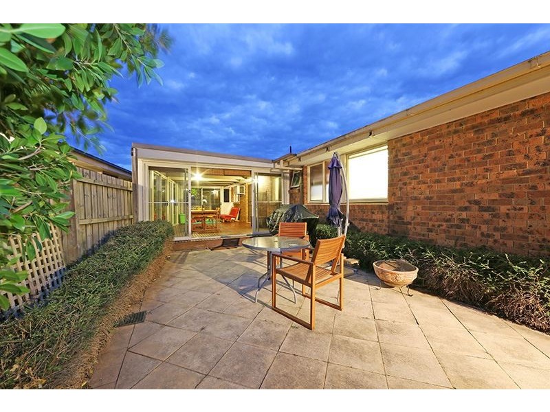 22 Murray Crescent, Rowville VIC 3178