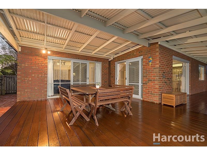 26 Remington Drive, Glen Waverley VIC 3150